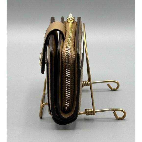 Michael Kors 3263G0KD5L Charm Small Tab Compact Pocket Wallet in Husk Leather - Picture 3 of 16